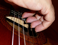 TECHNICAL USE OF ALL FINGERS OF THE RIGHT HAND  NEW TECHNIQUES AND GUITAR EXPRESSIONS